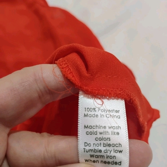 Vibrant Sleeveless Red Tank Top - Picture 5 of 8